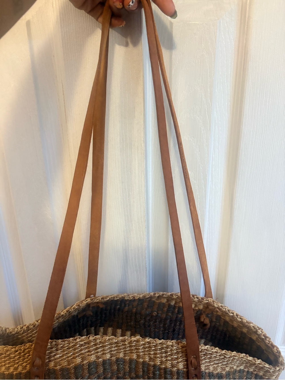 Woven Straw Tote Bag with Leather Straps - Natural Brown. Hat come with purchase - Picture 4 of 6